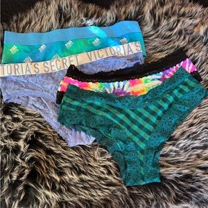 Victoria's Secret/Pink 4 Set - Blue, Green, Multicolor